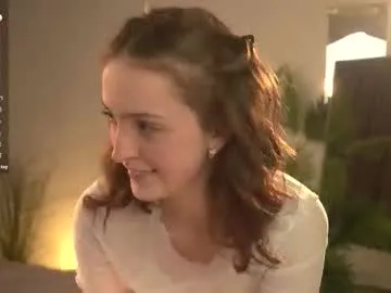 spoiledxo – webcam model profile photo Image 17