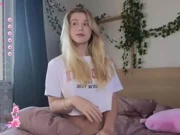 your_dolls – webcam model profile photo Image 2