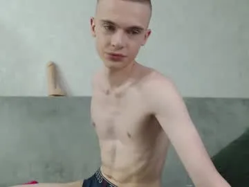 angelsofaurora – webcam model profile photo Image 5