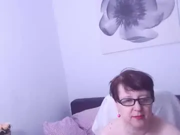 shiny_lily – webcam model profile photo Image 16