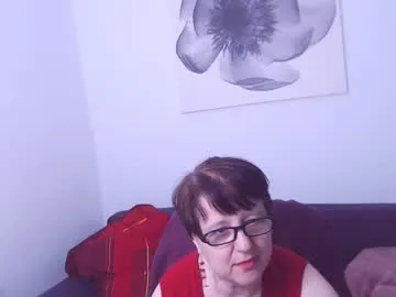 shiny_lily – webcam model profile photo Image 19