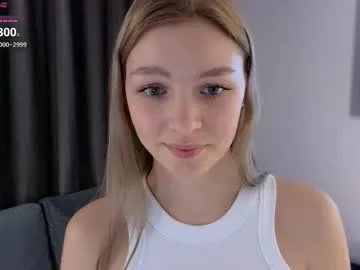 your_dolls – webcam model profile photo Image 2