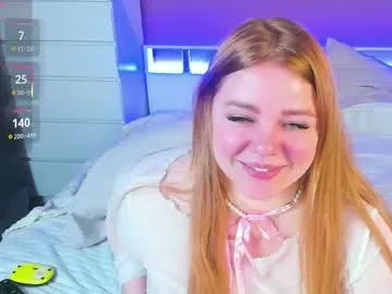 kiramystery – webcam model profile photo Image 17