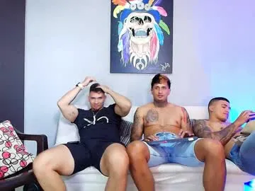 petites_perles – webcam model profile photo Image 4