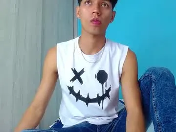 playussoftly – webcam model profile photo Image 2