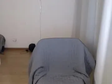 petites_perles – webcam model profile photo Image 12