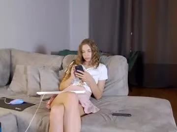 realtryit – webcam model profile photo Image 8