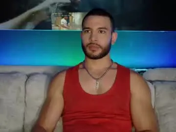 lina_busty – webcam model profile photo Image 17