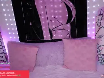 shiny_lily – webcam model profile photo Image 18