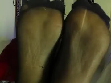 avechloe – webcam model profile photo Image 15