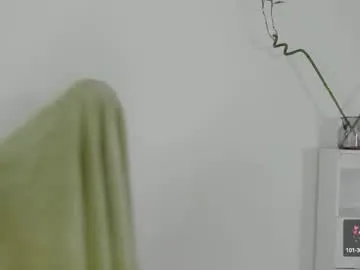 realtryit – webcam model profile photo Image 14