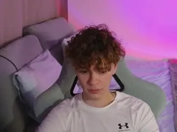 gotta_shine – webcam model profile photo Image 16