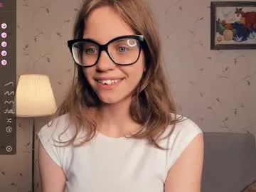 lina_kriss – webcam model profile photo Image 16