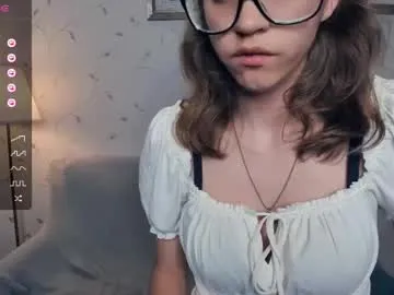 lina_kriss – webcam model profile photo Image 3