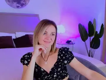 xpuka – webcam model profile photo Image 3