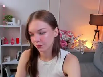 petites_perles – webcam model profile photo Image 6