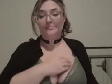 petites_perles – webcam model profile photo Image 18