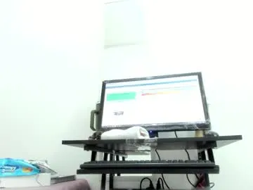 realtryit – webcam model profile photo Image 15