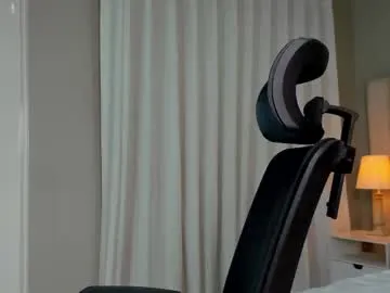 ErikaBonnie – webcam model profile photo Image 14