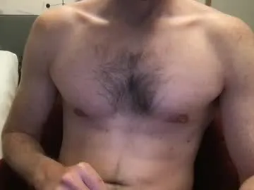 marc105100 – webcam model profile photo Image 7