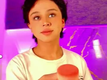 bigbuttsarena – webcam model profile photo Image 12