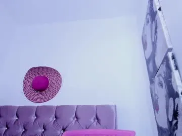 aria_paul – webcam model profile photo Image 6