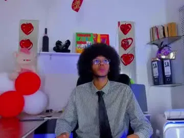 maxdoggy – webcam model profile photo Image 18