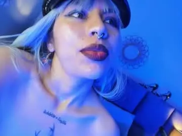 wwow_meow – webcam model profile photo Image 16