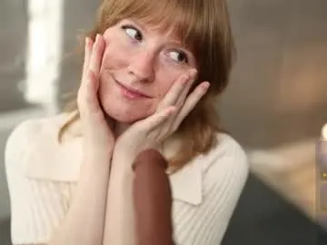 aminaswan_ – webcam model profile photo Image 16