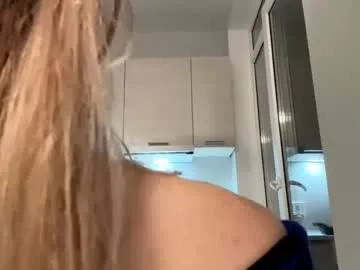 katie_dierse – webcam model profile photo Image 9