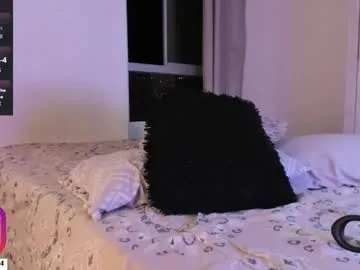 quickandcurious – webcam model profile photo Image 13