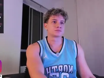 quickandcurious – webcam model profile photo Image 19