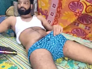 luckaisha – webcam model profile photo Image 8