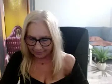 margarethowell – webcam model profile photo Image 15