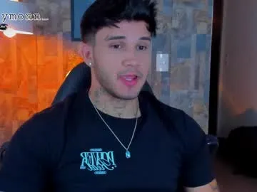 Amanda – webcam model profile photo Image 17