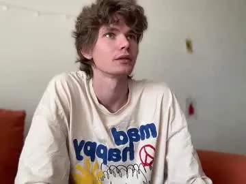 cum_police – webcam model profile photo Image 10