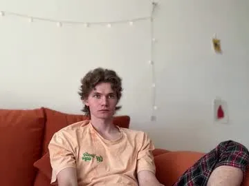 cum_police – webcam model profile photo Image 11