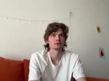 cum_police – webcam model profile photo Image 14