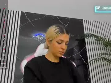 cinacandy – webcam model profile photo Image 17