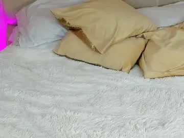 your_dolls – webcam model profile photo Image 3