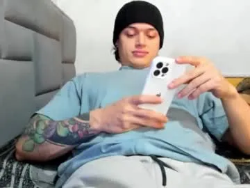 sexy_hot_friends_ – webcam model profile photo Image 16