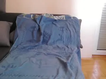 petites_perles – webcam model profile photo Image 6