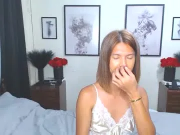 petites_perles – webcam model profile photo Image 7