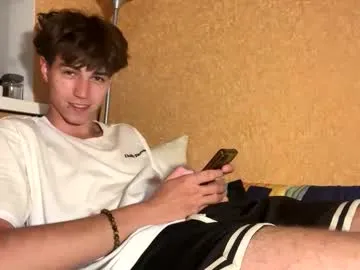 petites_perles – webcam model profile photo Image 2