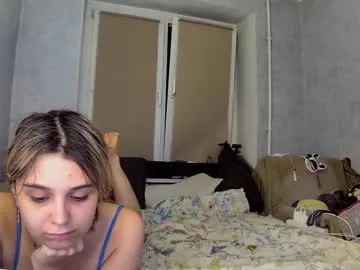 your_dolls – webcam model profile photo Image 12