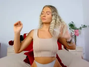 sleepyrue – webcam model profile photo Image 10