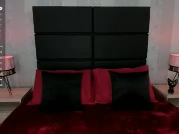 sexy_hot_friends_ – webcam model profile photo Image 9