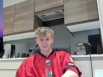 wetnaughtygirls – webcam model profile photo Image 9