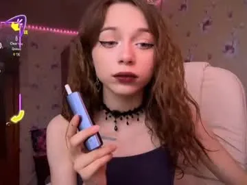 cathiefavuzzi – webcam model profile photo Image 3