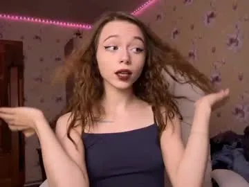 cathiefavuzzi – webcam model profile photo Image 4